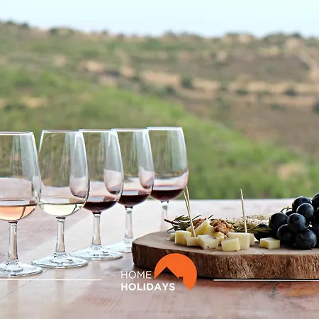 #242 Old Town - Casa De 2 By Holidays Apartment *