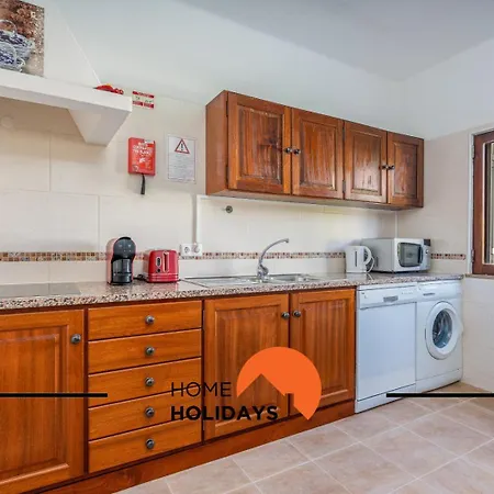 #242 Old Town - Casa De 2 By Holidays Apartment